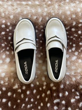 Soda loafers
